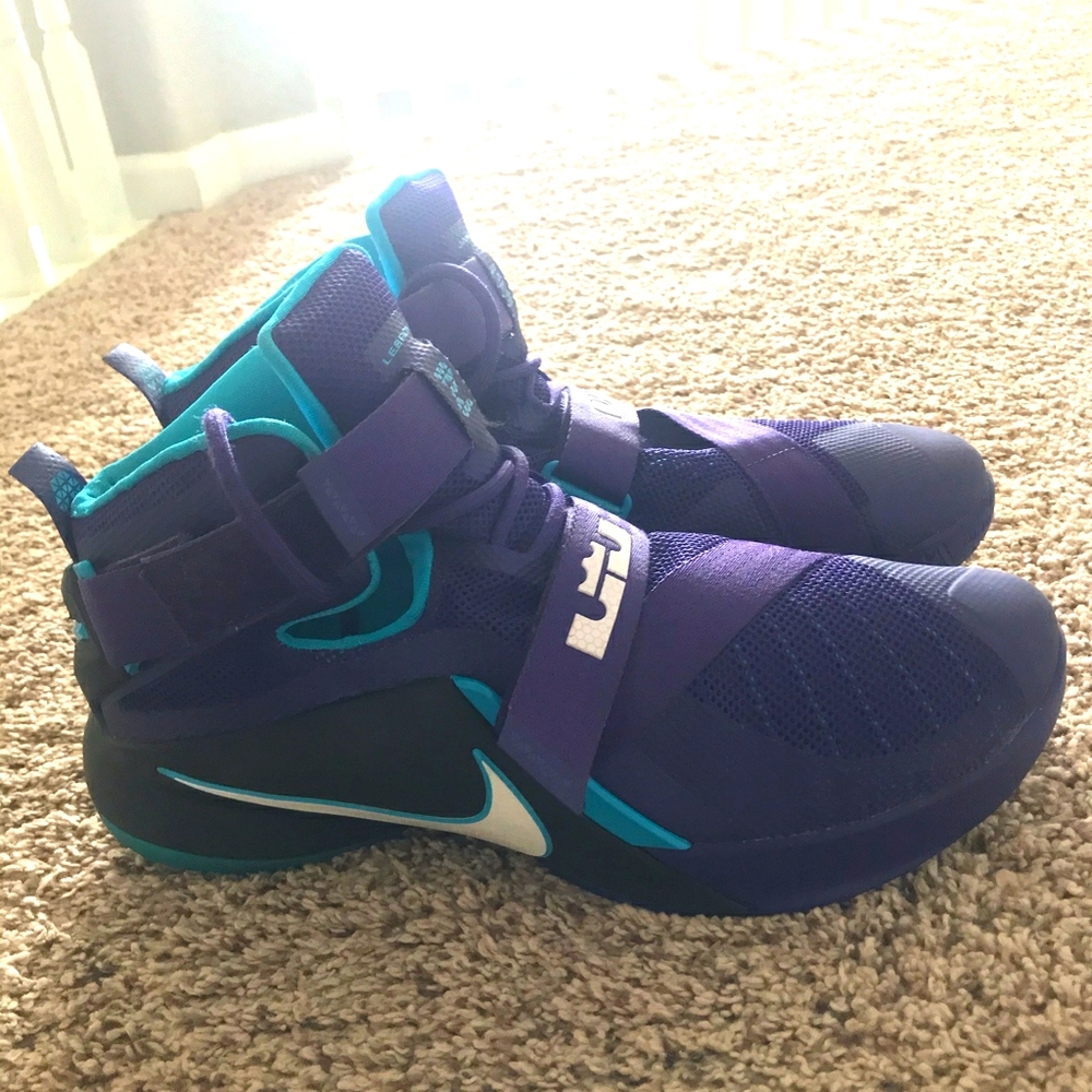 Nike LeBron Soldier 9 “Summit Lake Hornets”